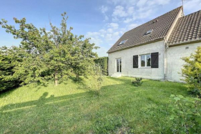 Spacious house 300m from the beach